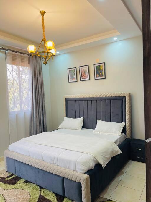 Renex Homes Namugongo Esterno foto
