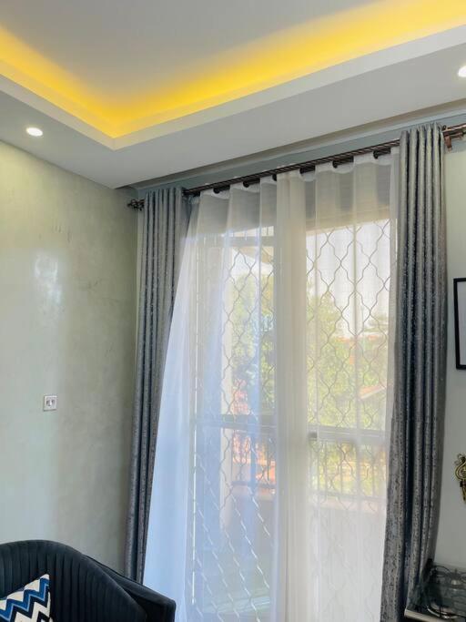 Renex Homes Namugongo Esterno foto